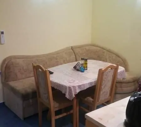 Апартамент Централ Appartement Sinemoretz